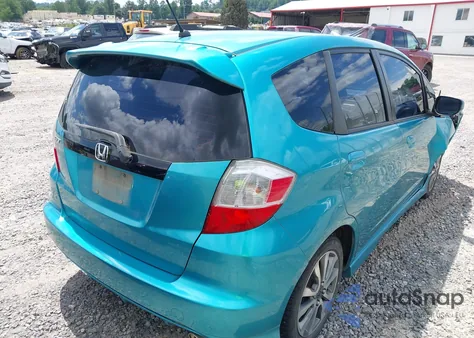 2013 Honda Fit Sport из США, поврежденный, VIN JHMGE8H58DC054387